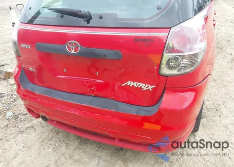 2005 Toyota Matrix Xr z USA, uszkodzony, nr VIN 2T1KR32E75C391475